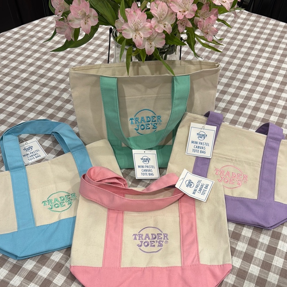 Trader Joe's Mini Pastel Tote Bags Set of 4